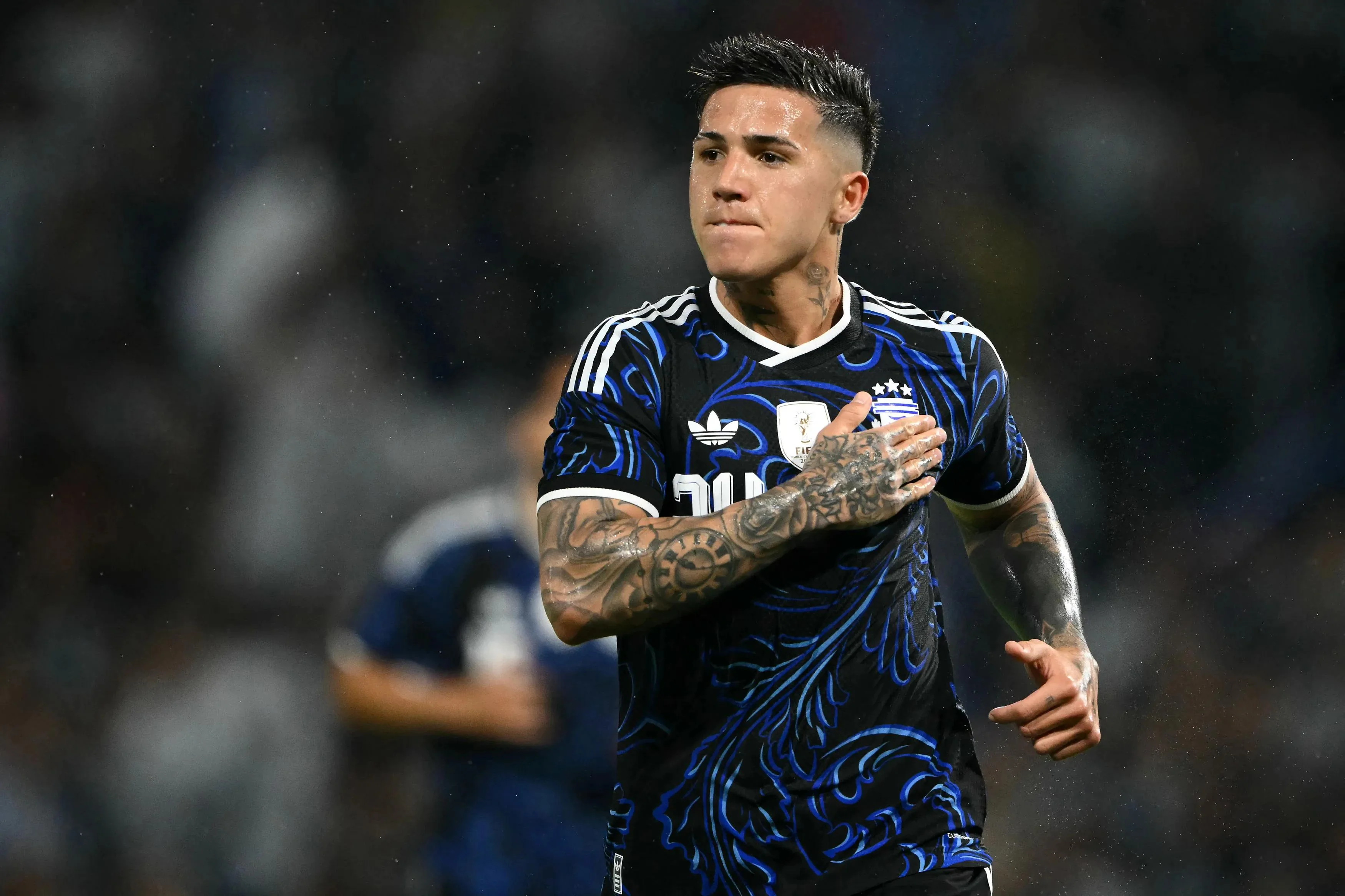 26 Superstars: Enzo Fernandez